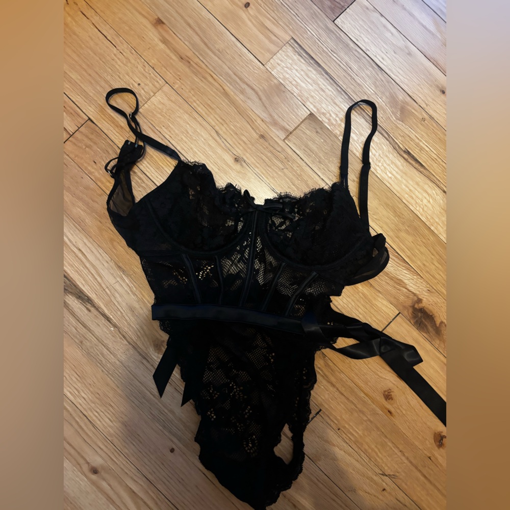 Victoria's Secret Black Lace Bra
